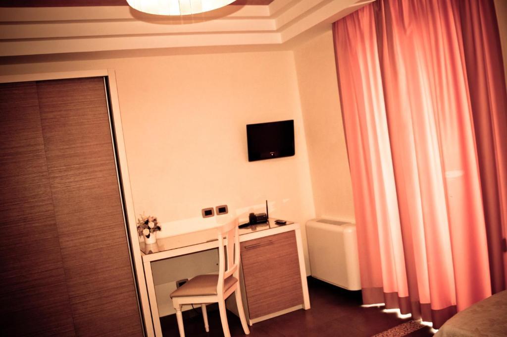 Hotel Aerhotel Phelipe 3*