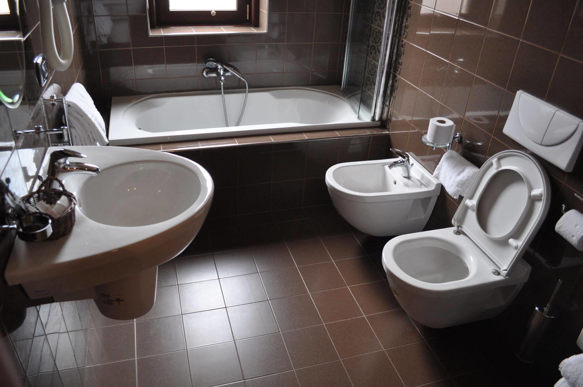 Aerhotel Phelipe 3*