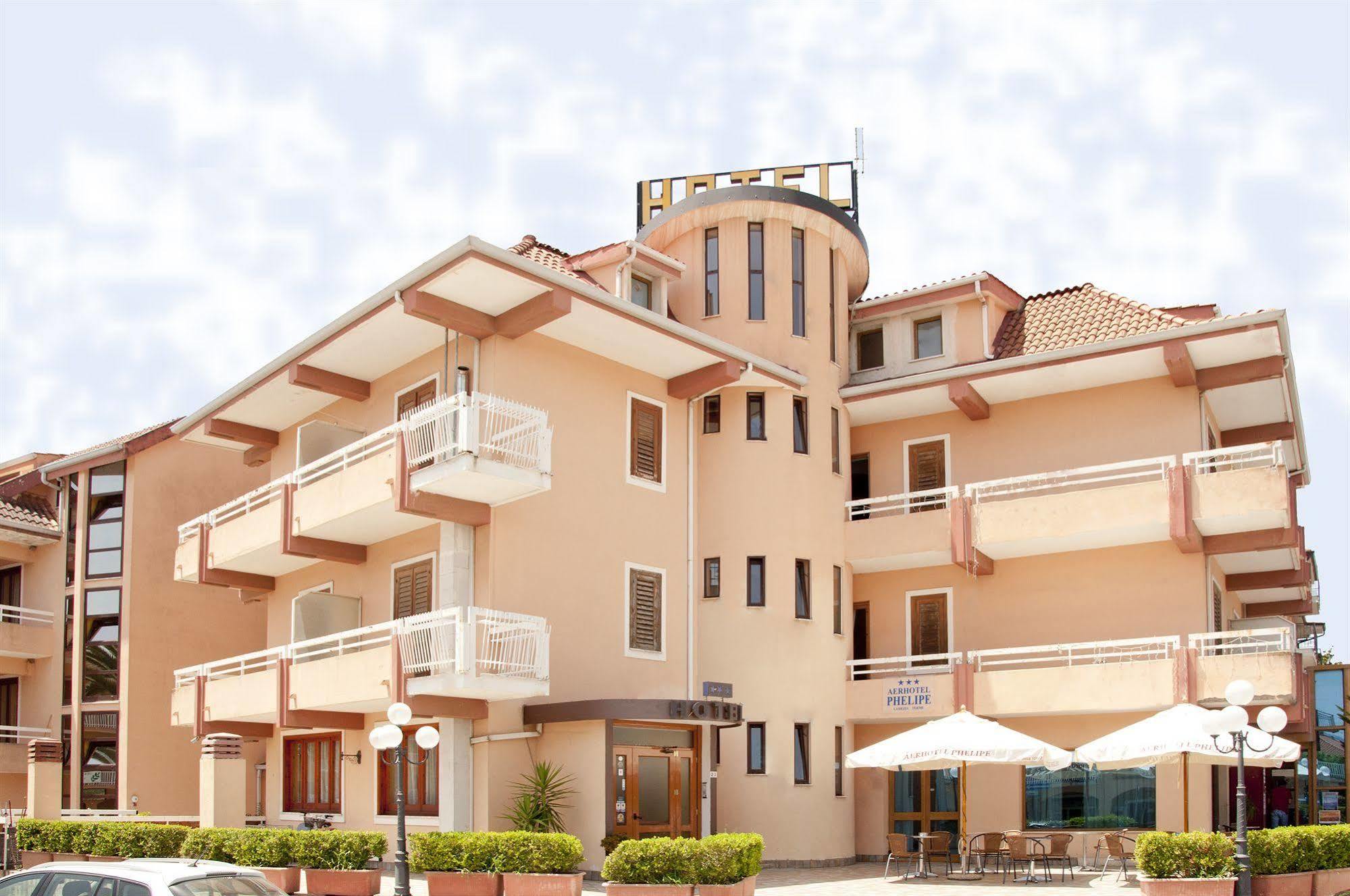 Hotel Aerhotel Phelipe