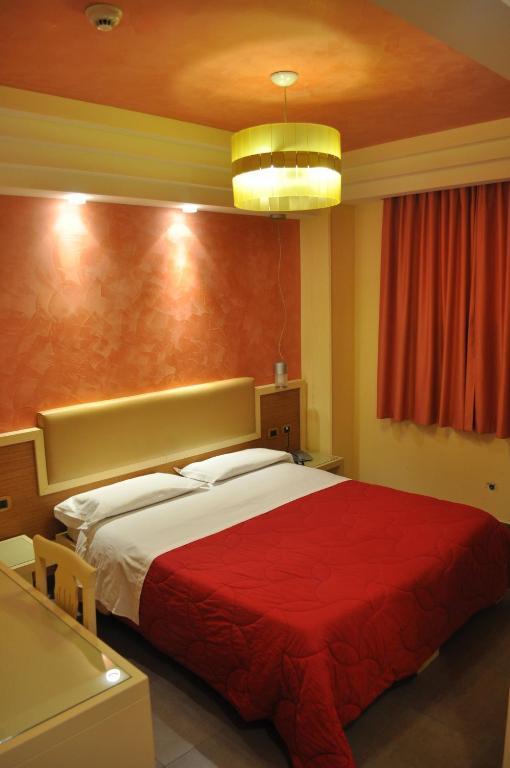Hotel Aerhotel Phelipe 3*